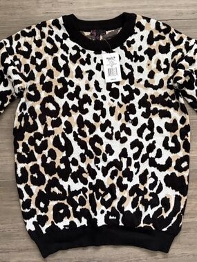 NWT T/O Sweaters Women's M Black White Tan Animal Print Knit Sweater